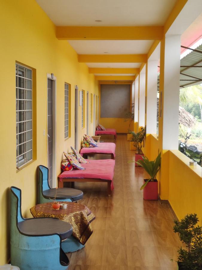 Woodpacker Hostel Auroville Pondicherry מראה חיצוני תמונה