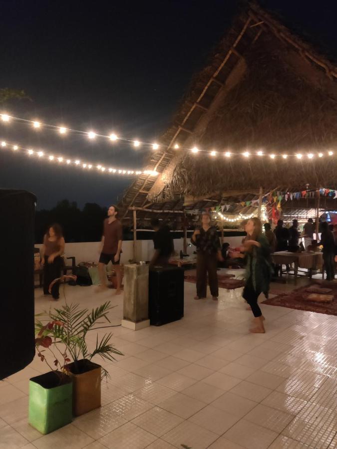 Woodpacker Hostel Auroville Pondicherry מראה חיצוני תמונה