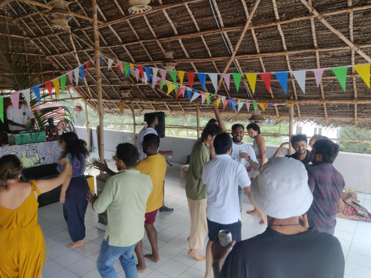 Woodpacker Hostel Auroville Pondicherry מראה חיצוני תמונה